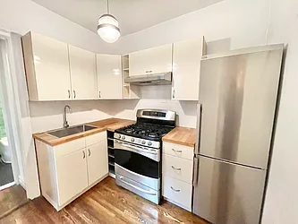 Rented by Century 21 Premier 