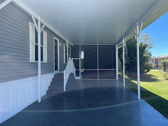4th image of 214 COMO DRIVE