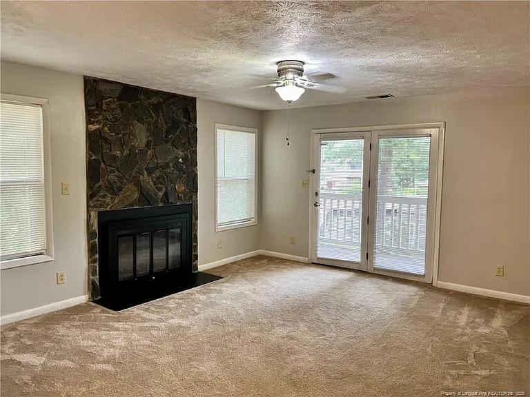 698 Bartons Landing Pl #5 — Photo 5