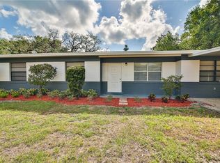 8705 N 52nd St, Tampa, FL 33617