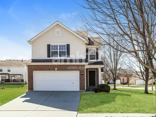 9815 NE 98th Ter, Kansas City, MO 64157