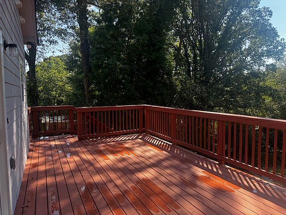 Private upper deck