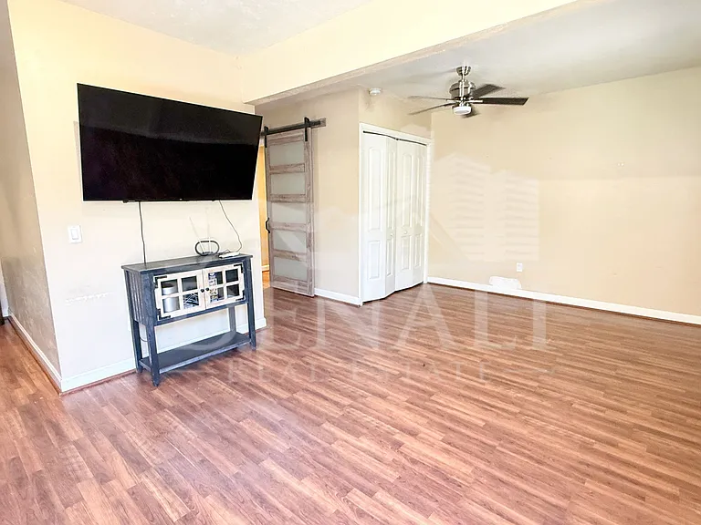 1326 W Palm Ln — Photo 23