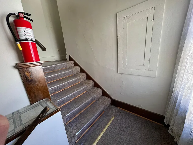 927 S Spring Ave #4 — Photo 10