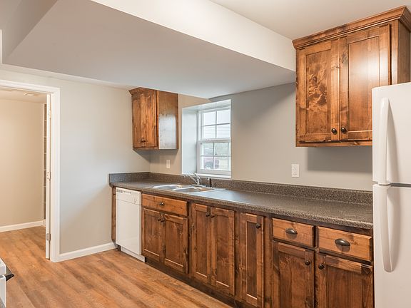 3rd image of 256 Rock Creek Rd #256