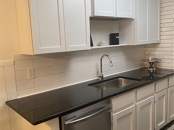 5th image of 5721 Som Center Rd APT 25