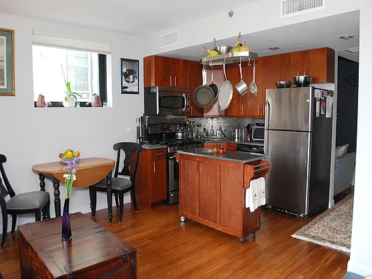 Sold by Sotheby's International Realty | media 16