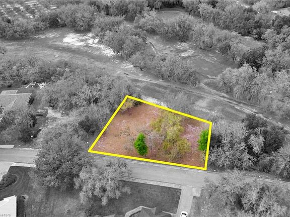 4th image of 3095 Oaks Bnd