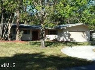 319 Meadowwood Ln, Melbourne, FL 32904