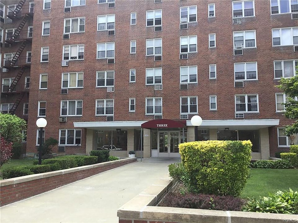 1st image of 3 Sadore Ln APT 5N