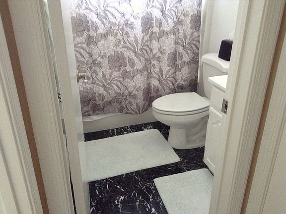 Full bathroom