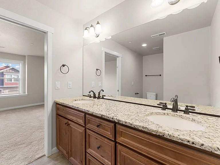 212 N 33rd Ct — Photo 20