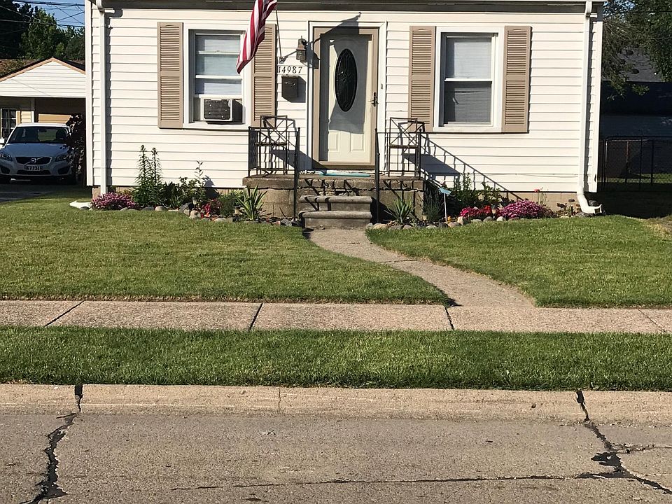 1st image of 14987 University St