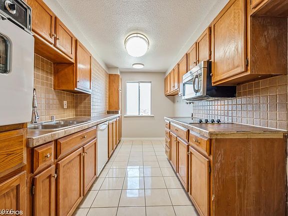 5th image of 745 N Royal Crest Cir Unit 157