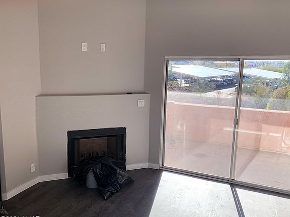 5th image of 1650 Smoketree Ave Unit 223