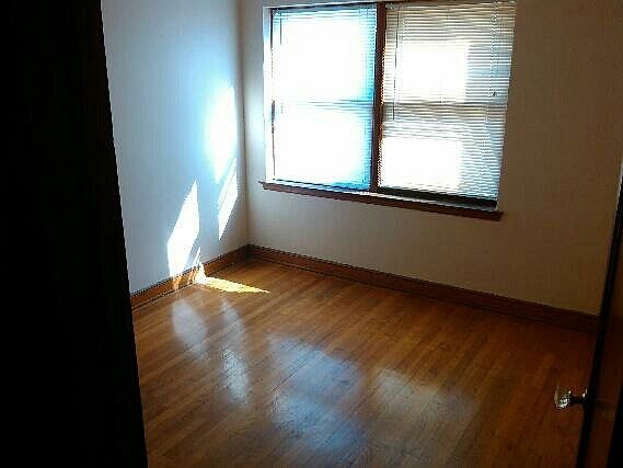 3rd image of 7430 W Lincoln Ave