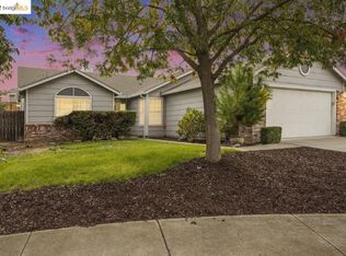 60 Wisteria Ct, Oakley, CA 94561