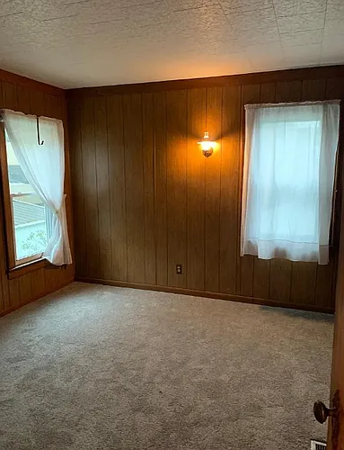 97 Alsace Ave #B Photo 1