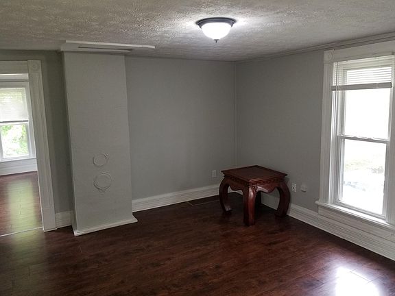 4th image of 3615 Midland St