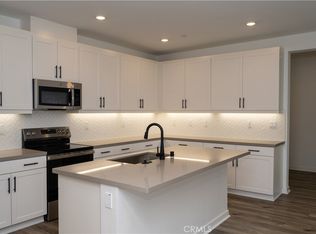 6136 Valentina Way #301, Eastvale, CA 92880