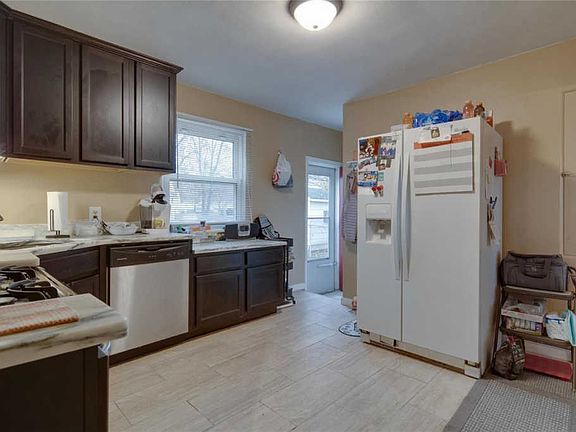 5th image of 3820 Carondelet Blvd