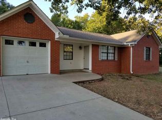 6 Valley View Ln, Greenbrier, AR 72058