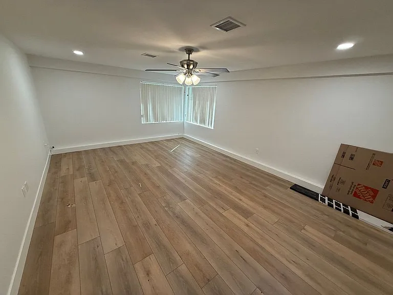 3424 Pickwick St — Photo 9