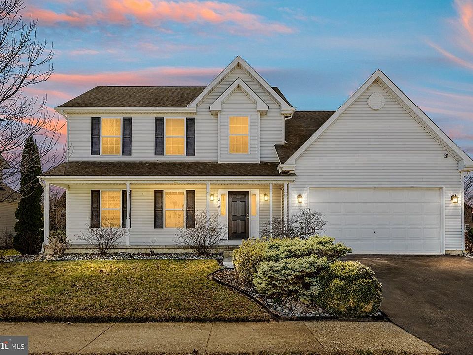 1st image of 216 Coldwater Dr