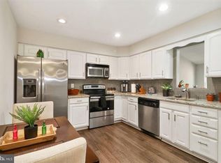 113 Banwell Ln, Mount Laurel, NJ 08054