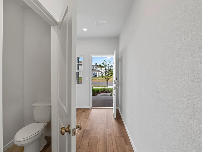 111 Brazil Nut Cir — Photo 4