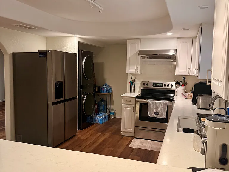 6506 N 12th Pl — Photo 16