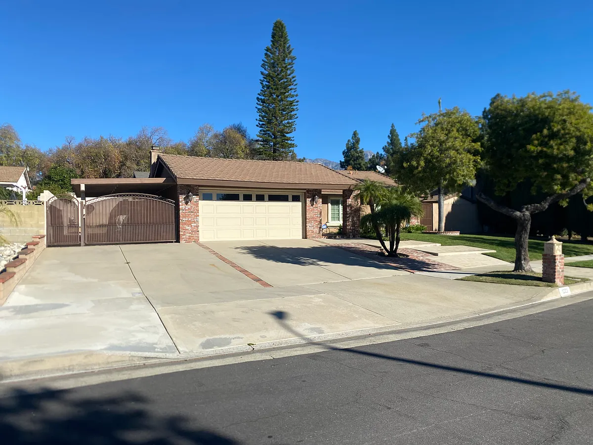 Building Photo - 1223 Overland Ct