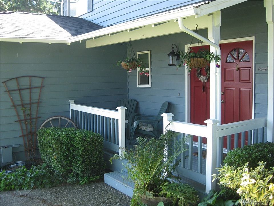 2nd image of 2220 240th Pl SE