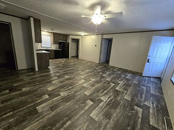 4th image of 335 Bankers Dr #79