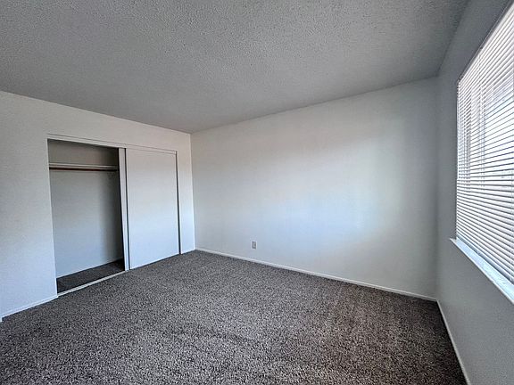 5th image of 4133 Apostolo Cir #4
