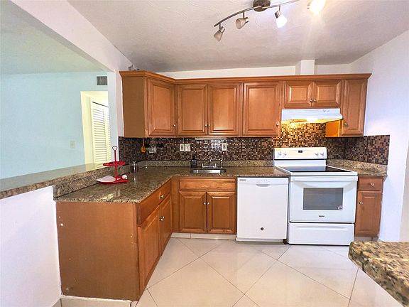 2nd image of 1021 NW 45th Street # 4