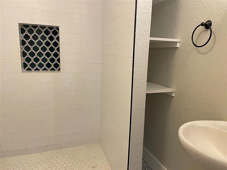 1517 E Ellicott St — Photo 17