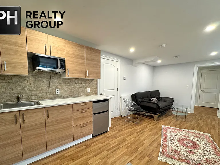 92 Fitchburg St #1 — Photo 16