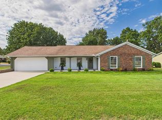 1608 Johns Dr, Mountain Home, AR 72653