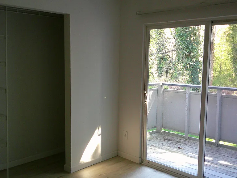 10805 SE 222nd Pl #O — Photo 16