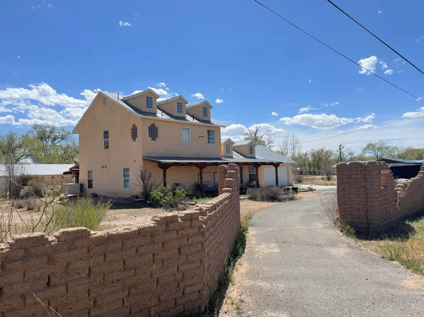 2336 Sunshine Rd SW, Albuquerque, NM 87105