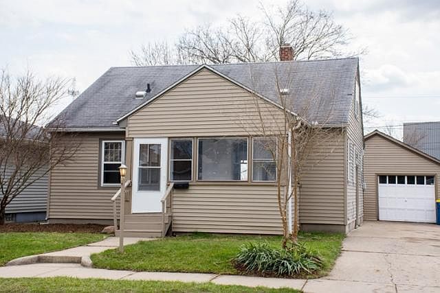 1st image of 1509 E 4th St