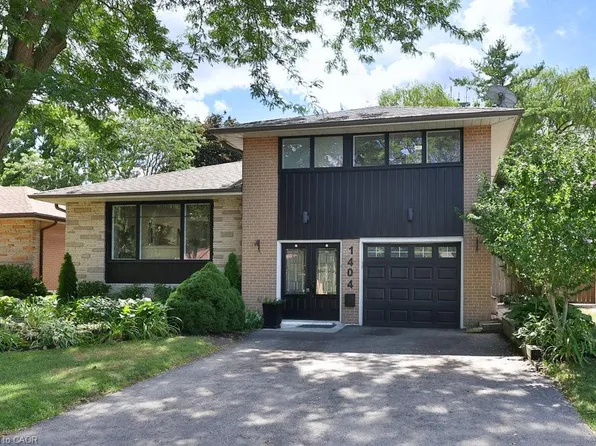 1404 Lewisham Dr, Mississauga, ON L5J 3R3