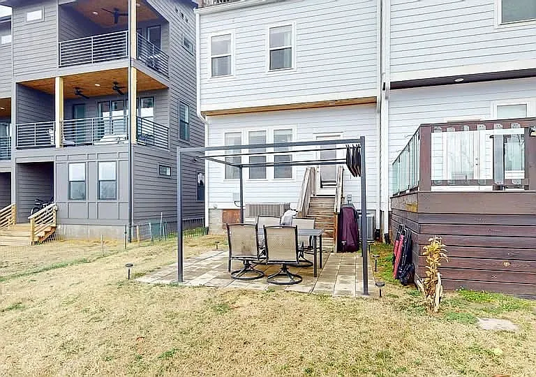 1016B Alice St — Photo 11