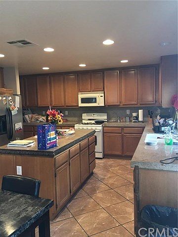 2nd image of 15648 Vista Del Mar St