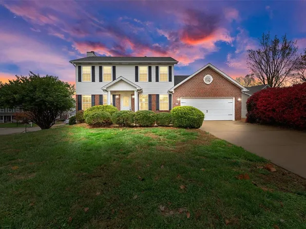 106 Honey Locust Lane St, Charles, MO 63303