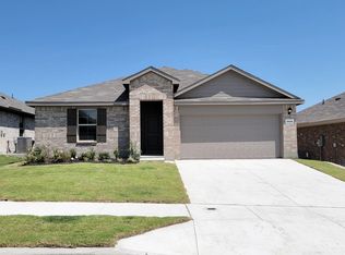 9456 Mountain Pass Dr, Fort Worth, TX 76108