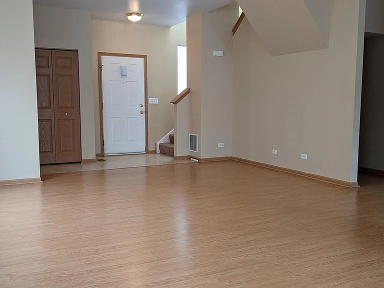 1464 Cambria Dr #6 — Photo 2