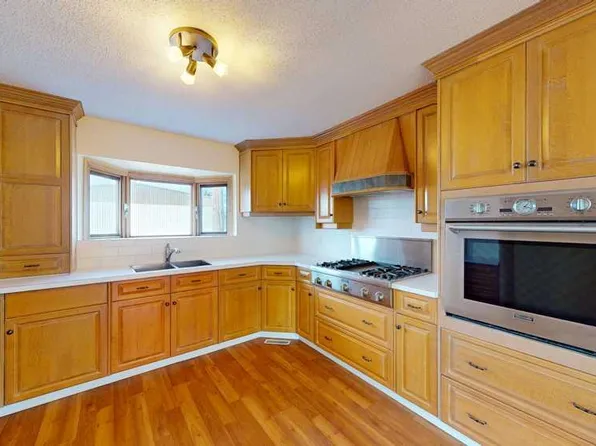 5 S 1st Ave E, Acadia No. 34, AB T0J 0A0