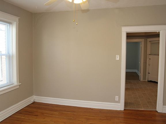 3rd image of 6512 Clayton Ave #A